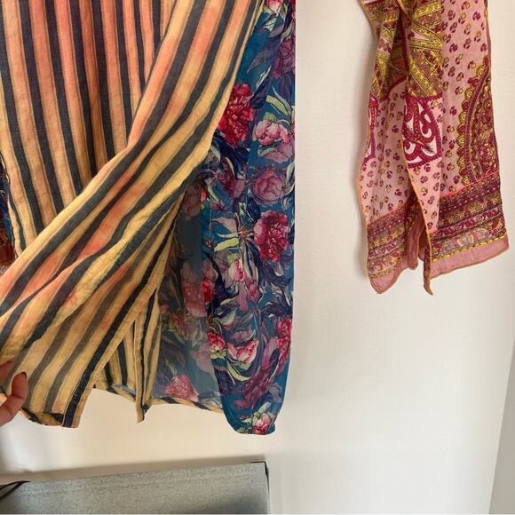 Aratta Silent Journey Beatriz Mixed Print Tunic Blouse - Picture 8 of 10